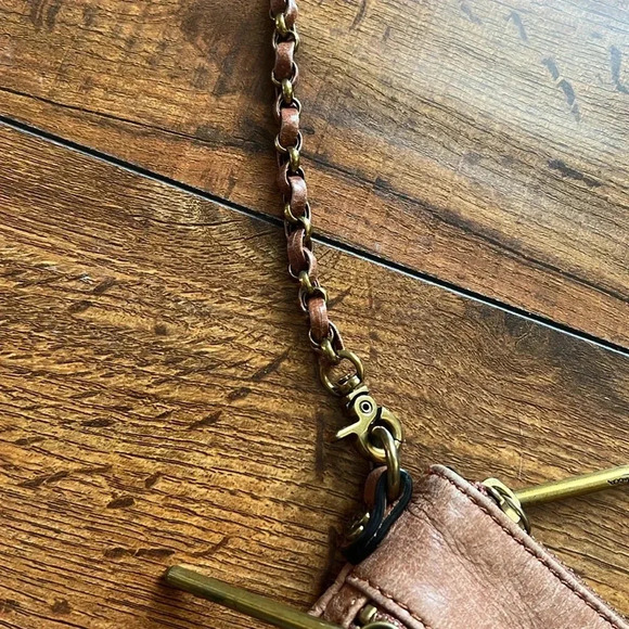 Elliot Lucca crossbody - Picture 5 of 7